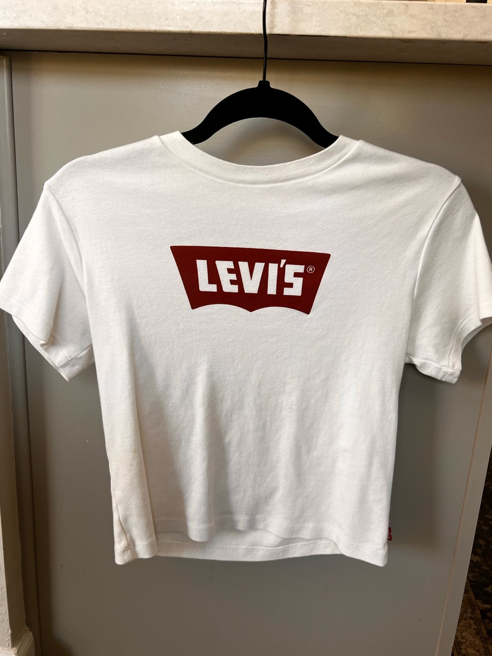 Levi's White Tee women’s